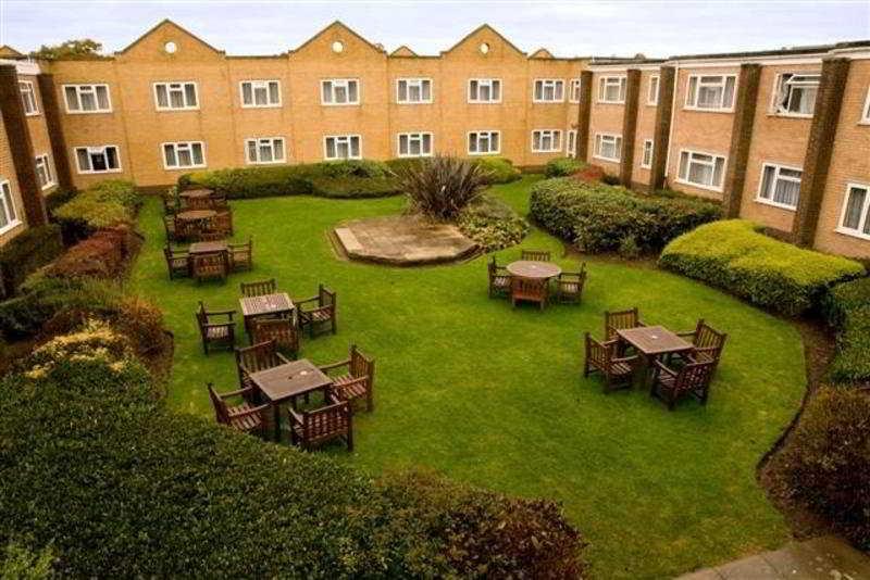 Holiday Inn Chester South By Ihg Exterior photo